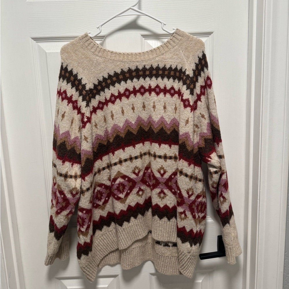 Old Navy Beige and Burgundy Patterned Sweater